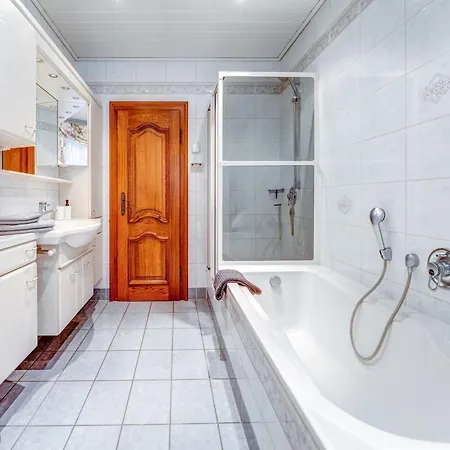 Spacious Flat In Near The Nuerburgring, Cleaning Included Apartment